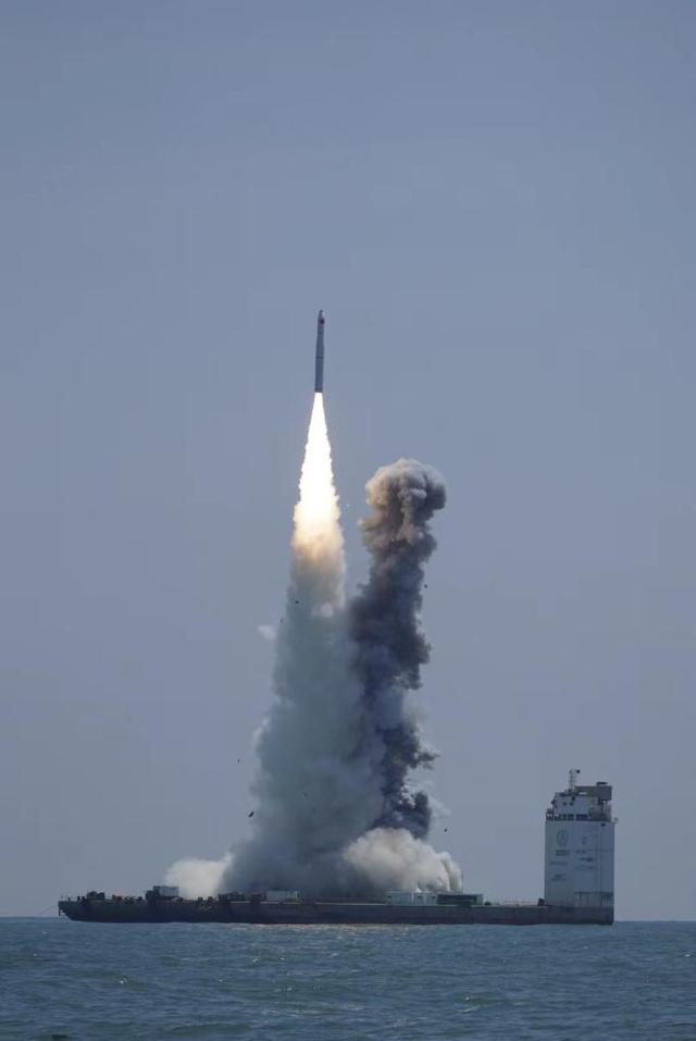 航空航天：海上“一箭四星”！中国民营火箭首次海上发射，意义几何？